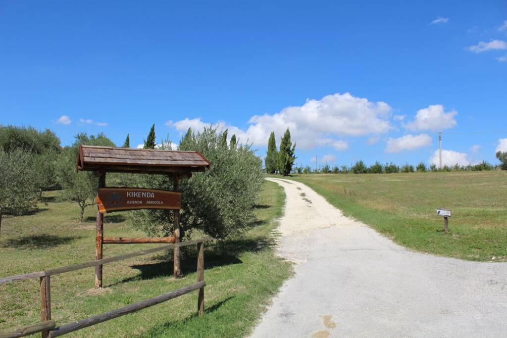 Casa Kikenda, Viaggio Nella Natura Treia Dış mekan fotoğraf